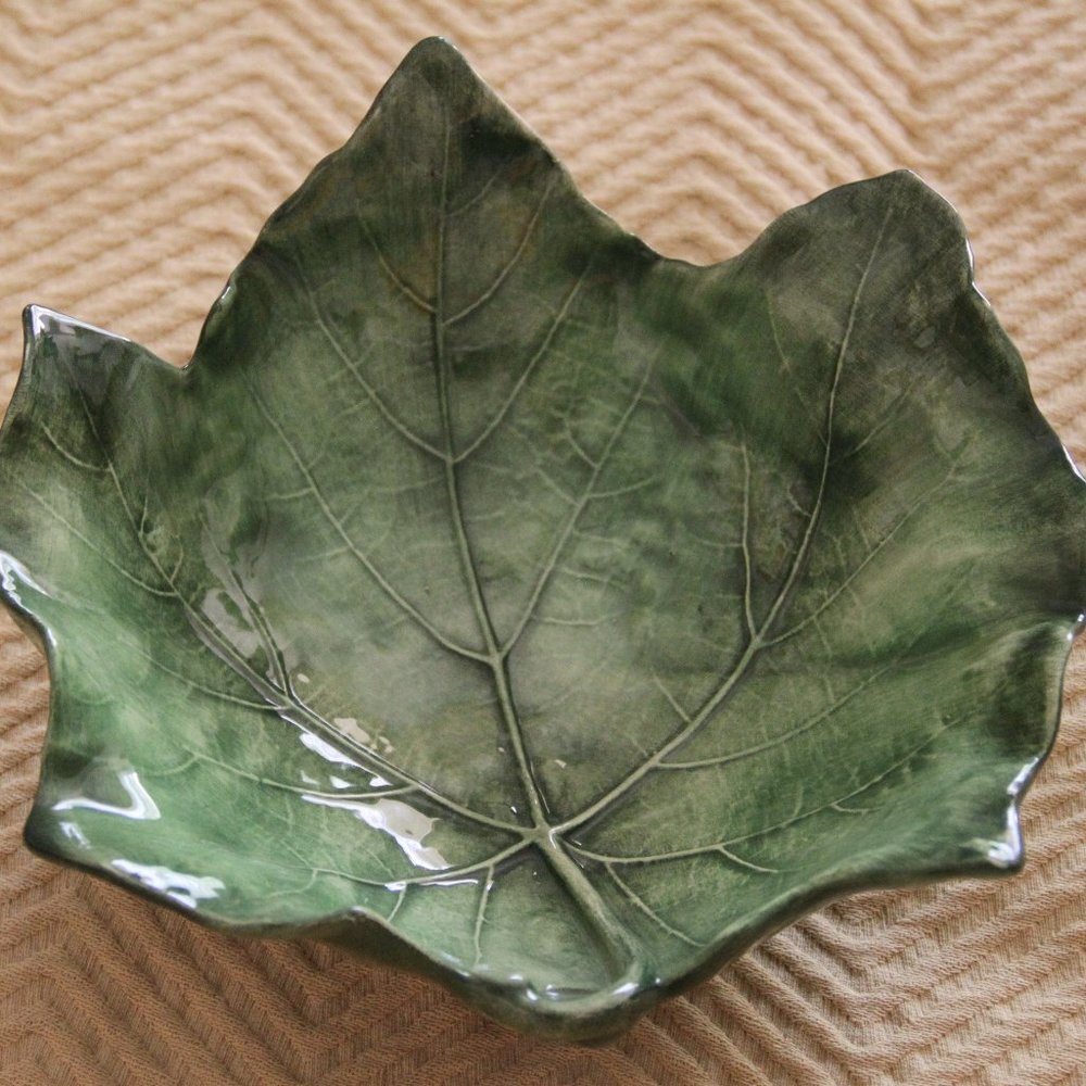 Vintage Vietri Italian Green Grape Leaf Hand-Painted Ceramic Footed Bowl
